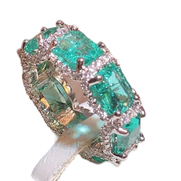 Green Pariba 925 Silver Eternity Ring - Picture 8 of 15